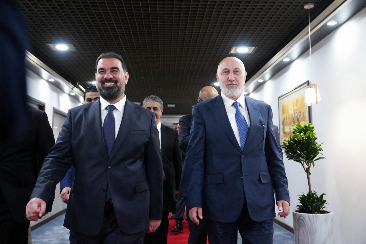 Ông Nizar Amedi (bên phải) được bầu làm Tổng thống Iraq. (Ảnh: Reuters)