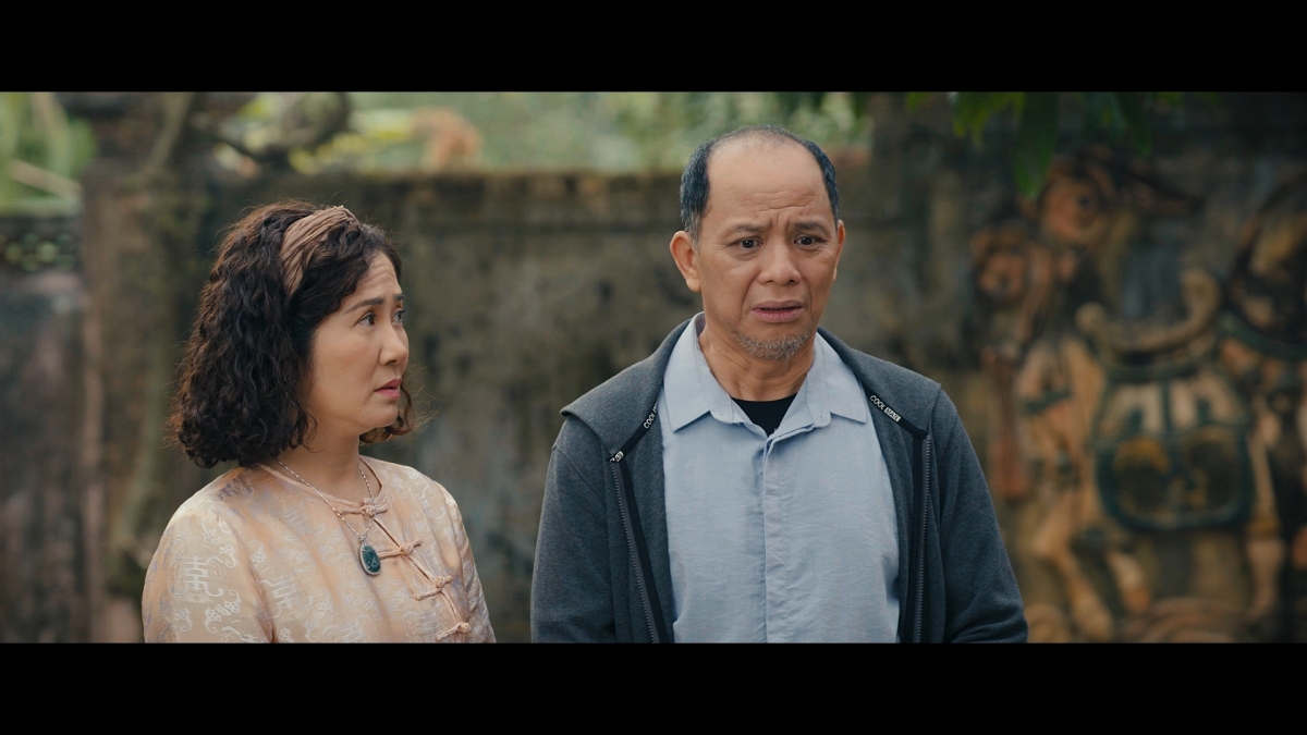 NSƯT Nguyệt Hằng và diễn viên Anh Tuấn trong phim "Ngược đường ngược nắng"