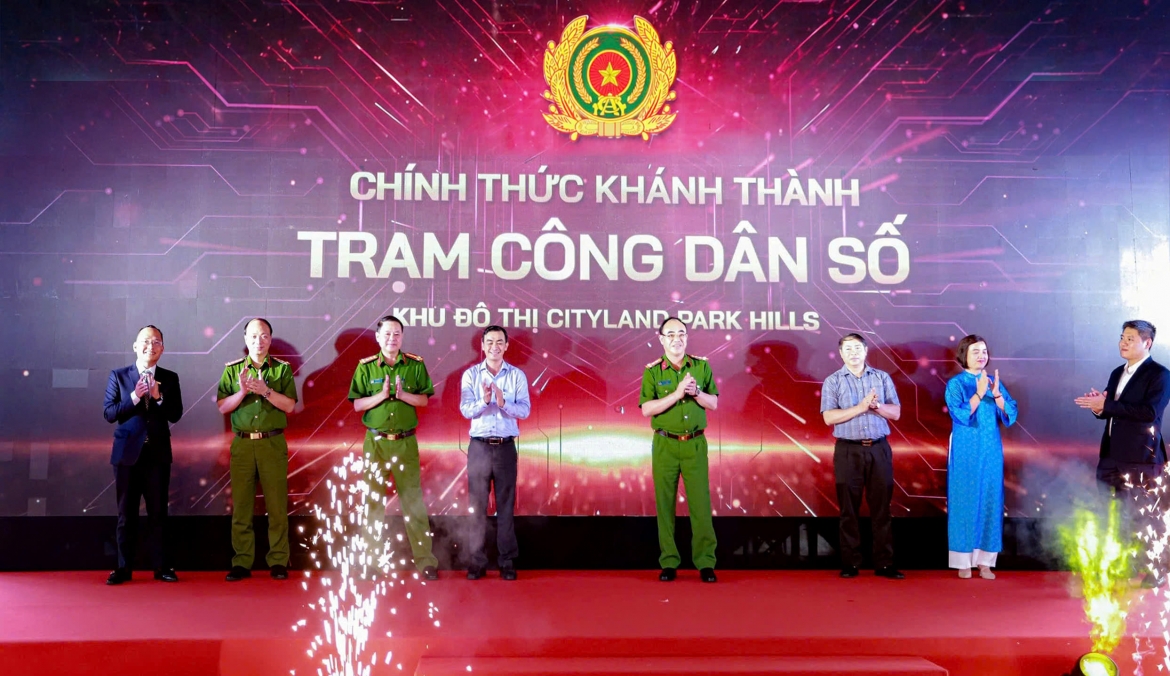 Lễ khánh thành Trạm Công dân số tại Khu đô thị CityLand Park Hills vào chiều 24/4