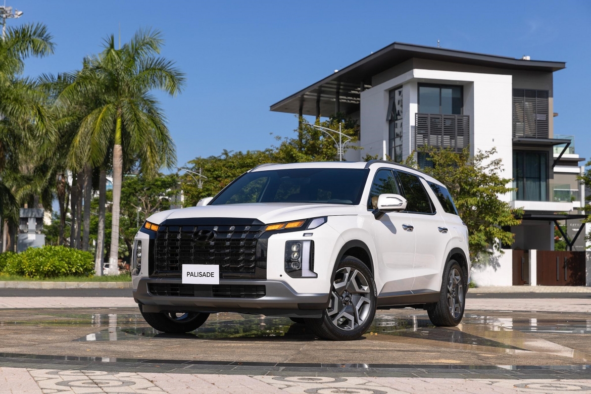 Sau điều chỉnh giá niêm yết, Hyundai Palisade nay cạnh tranh cả với các mẫu xe ở phân khúc dưới.