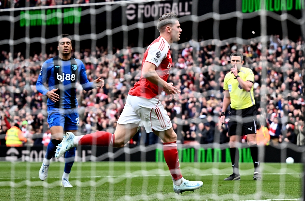 Arsenal gỡ hòa trước Bournemouth. (Ảnh: Reuters)