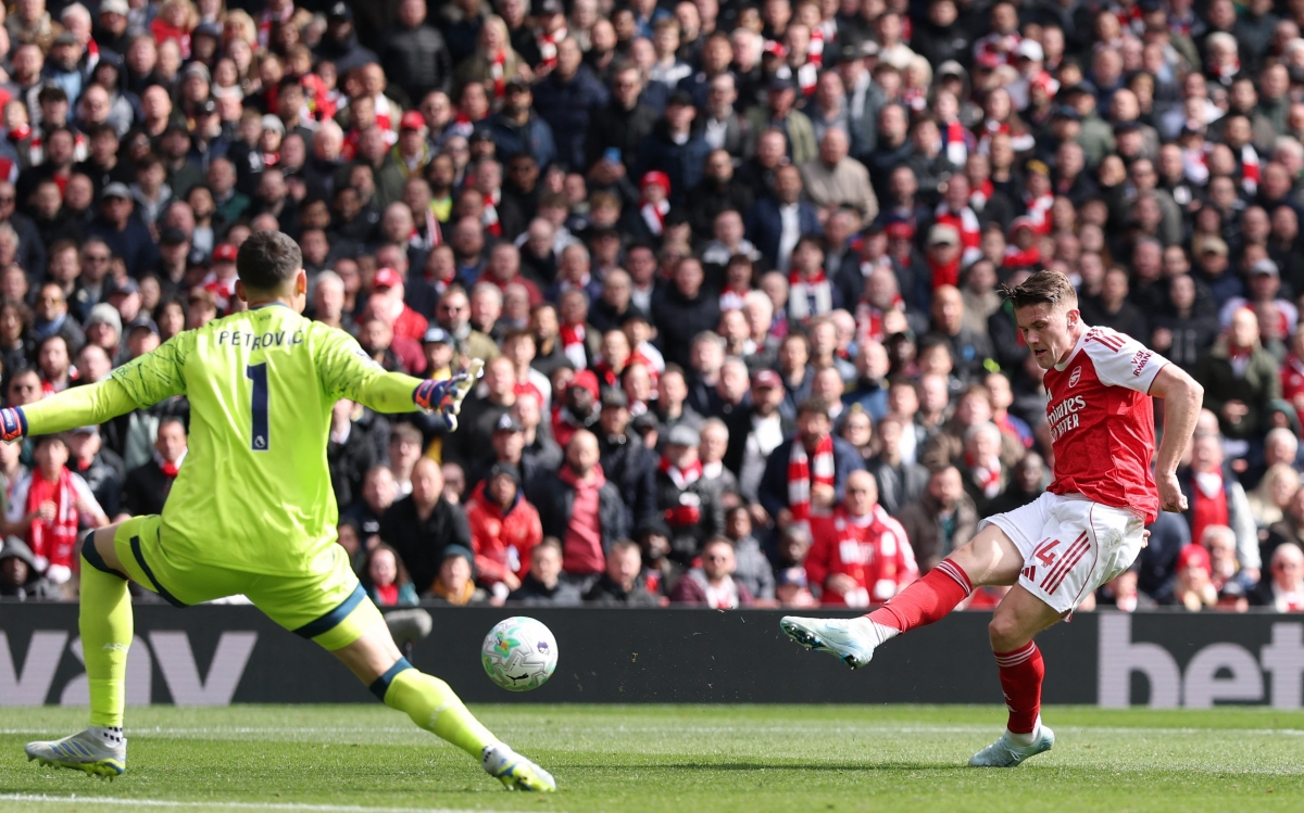 Gyokeres đưa bóng vào lưới Bournemouth nhưng bàn thắng không được công nhận. (Ảnh: Reuters)