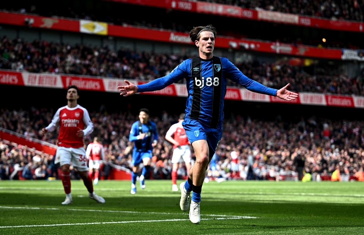 Bournemouth tái lập thế dẫn bàn trước Arsenal. (Ảnh: Reuters)
