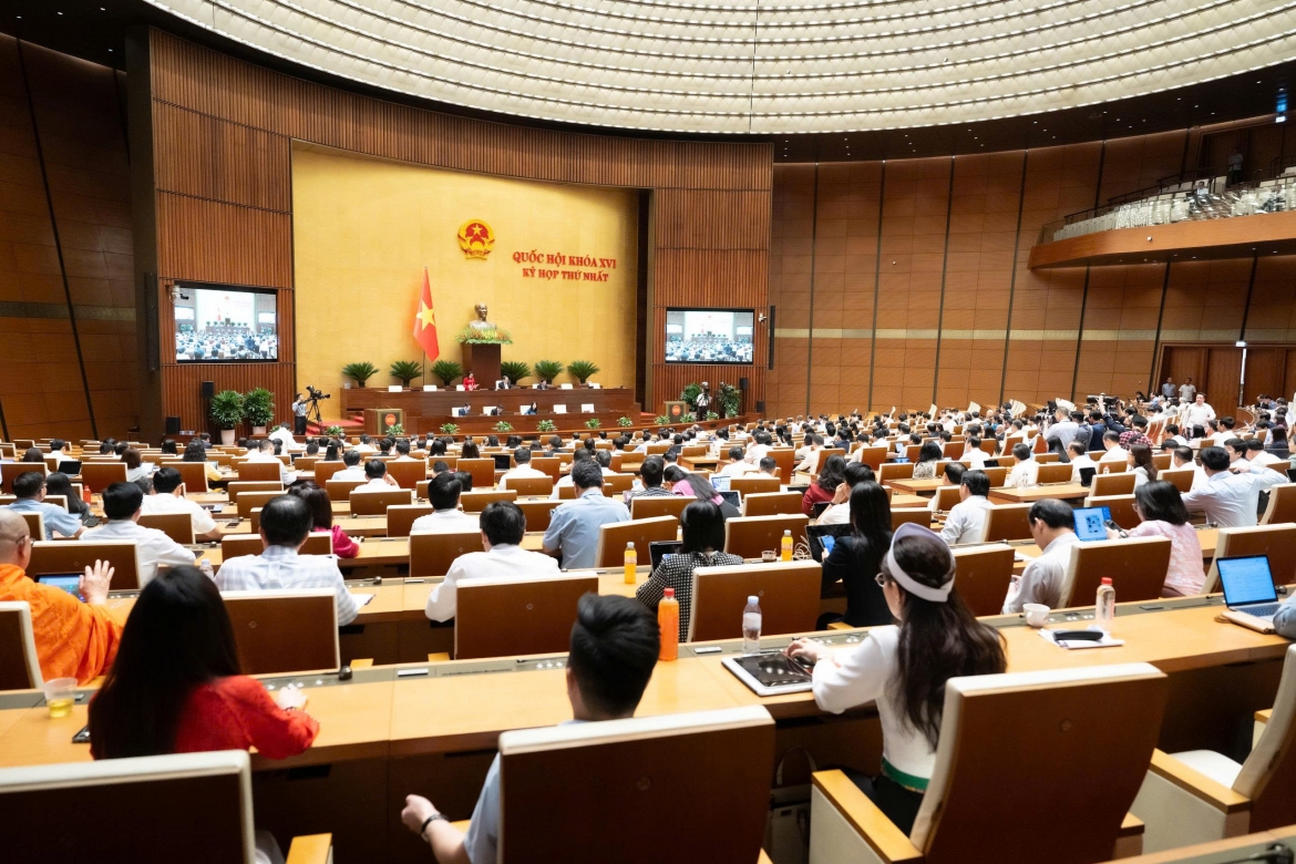 Toàn cảnh Hội trường Diên Hồng sáng 22/4