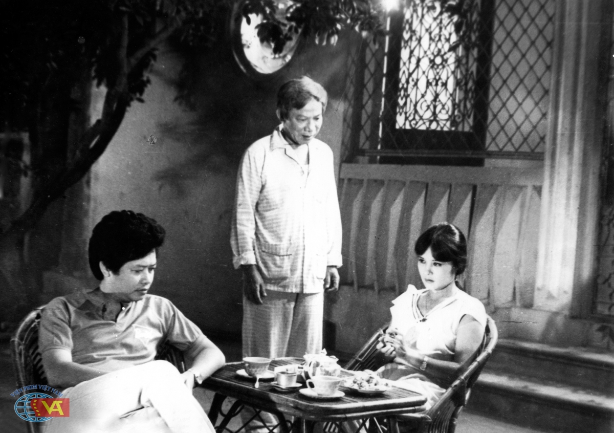 Cảnh trong phim "Tướng về hưu"