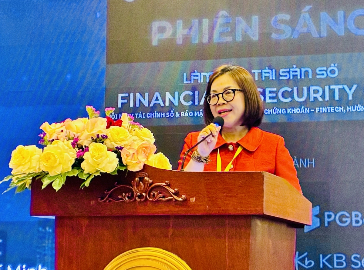 Bà Lê Thị Bé Ba nhấn mạnh vai trò của công nghệ và hành lang pháp lý trong phát triển tài chính số bền vững