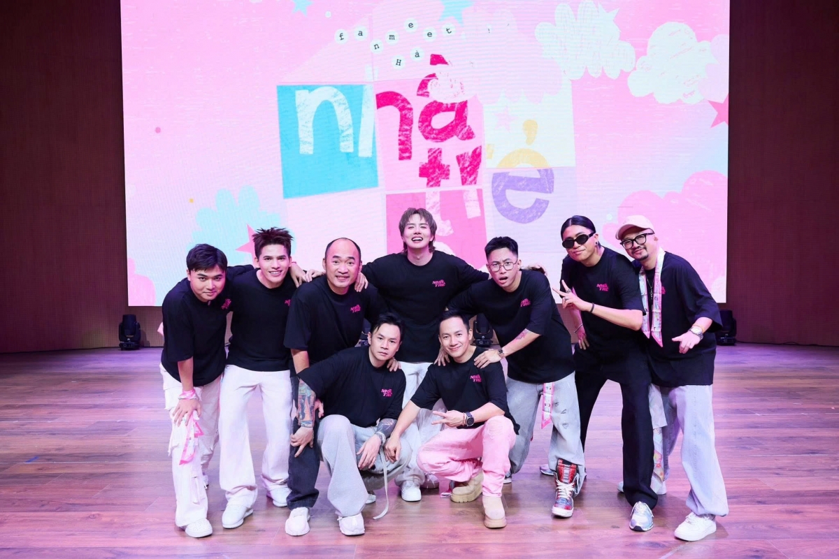 Đội hình Nhà Trẻ