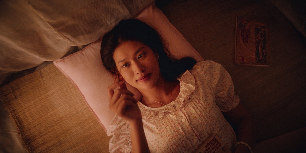 Hoa hậu Thiên Ân trong "Hẹn em ngày nhật thực"