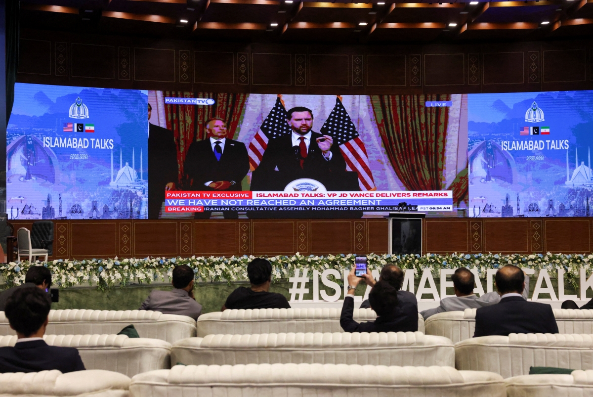 Phó Tổng thống Mỹ JD Vance họp báo. Ảnh: Reuters