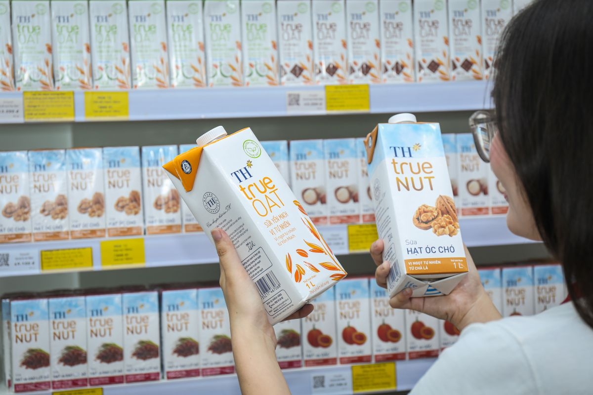 Sữa yến mạch TH true OAT và sữa hạt TH true NUT không bổ sung đường tinh luyện, sử dụng vị ngọt tự nhiên từ chà là hoặc vị ngọt nguyên bản của nguyên liệu