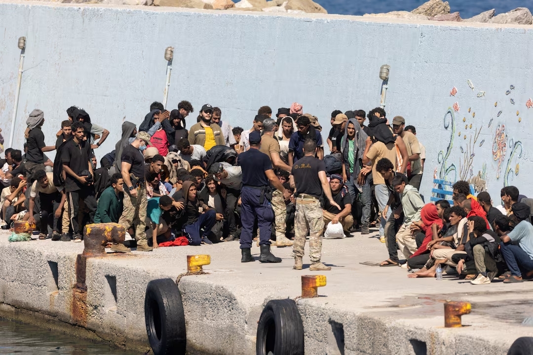 Hy Lạp cứu sống hơn 300 người di cư ngoài khơi đảo Crete (Ảnh minh họa: Reuters).