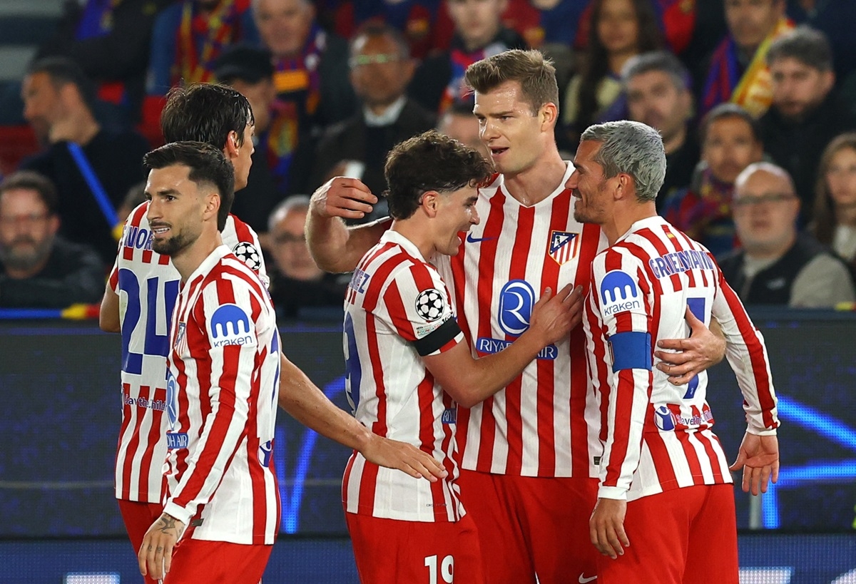 Atletico được hưởng niềm vui chiến thắng. (Ảnh: Reuters). 