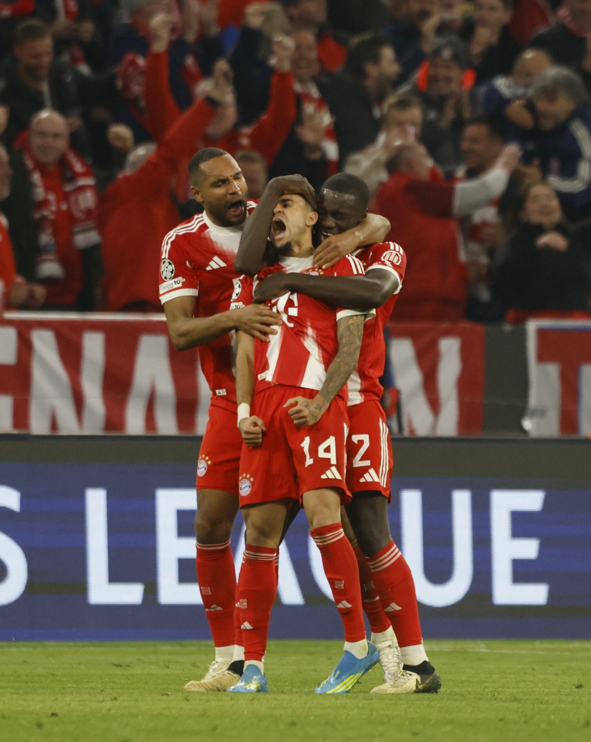 Bayern thắng tổng tỉ số 6-4 trước Real Madrid (Ảnh: Reuters).
