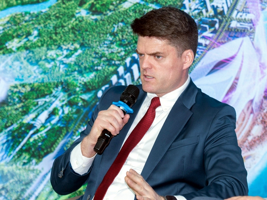 Ông Stephen Higgins, Giám đốc Bộ phận Thị trường Vốn, Cushman &amp; Wakefield Nhật Bản