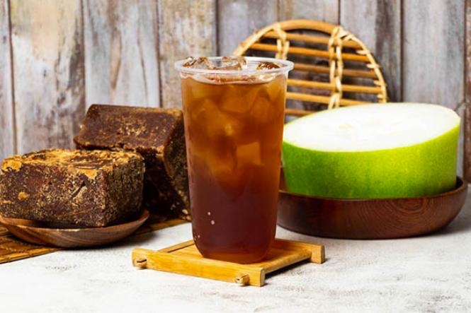 Trà bí đao vừa có hương vị thơm ngon, vừa thanh nhiệt, giải nóng vào ngày hè. 