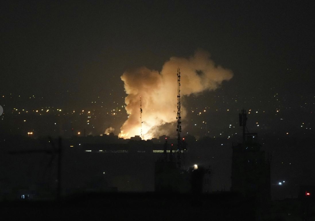 Israel tấn công Iran. Ảnh: AP