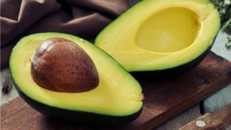 Người thường xuyên bị chuột rút nên ưu tiên bổ sung các thực phẩm giàu kali, canxi, magie và vitamin nhóm B