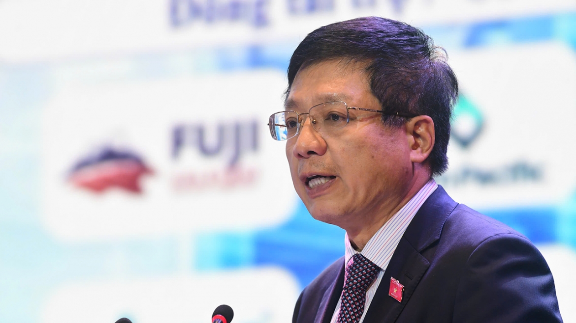 PGS TS Hồ Sỹ Hùng - Chủ tịch VCCI phát biểu tại diễn đàn.
