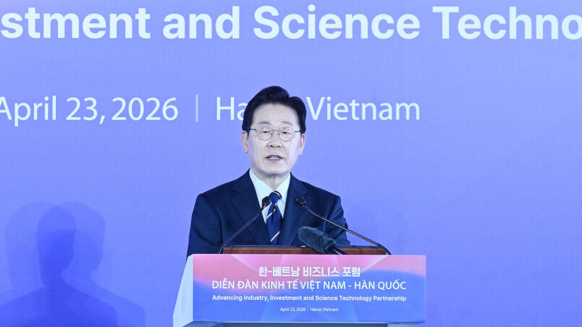 Tổng thống Hàn Quốc Lee Jae Myung phát biểu tại Diễn đàn.