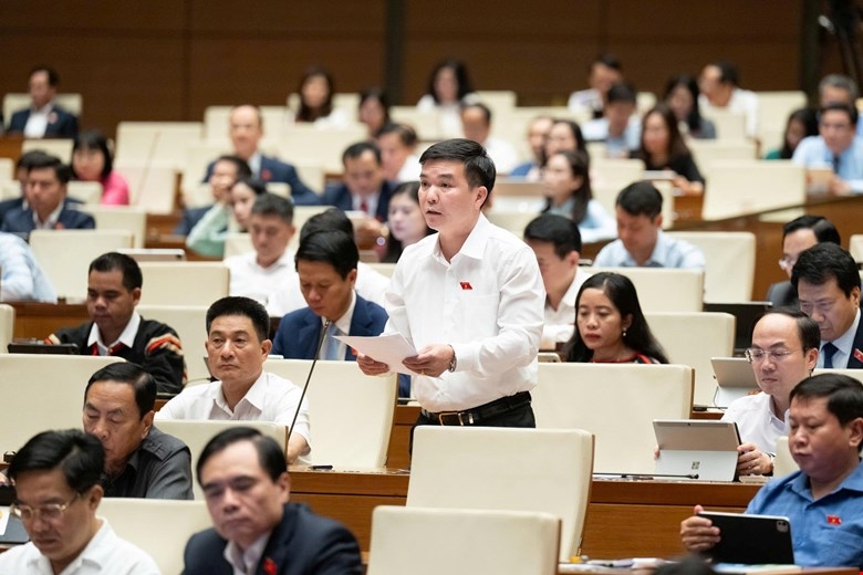 Đại biểu Hà Sỹ Huân (đoàn Thái Nguyên)