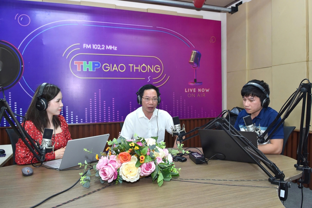 Báo và PT-TH Hải Phòng chạy thử chương trình dự thi thể loại phát thanh trực tiếp