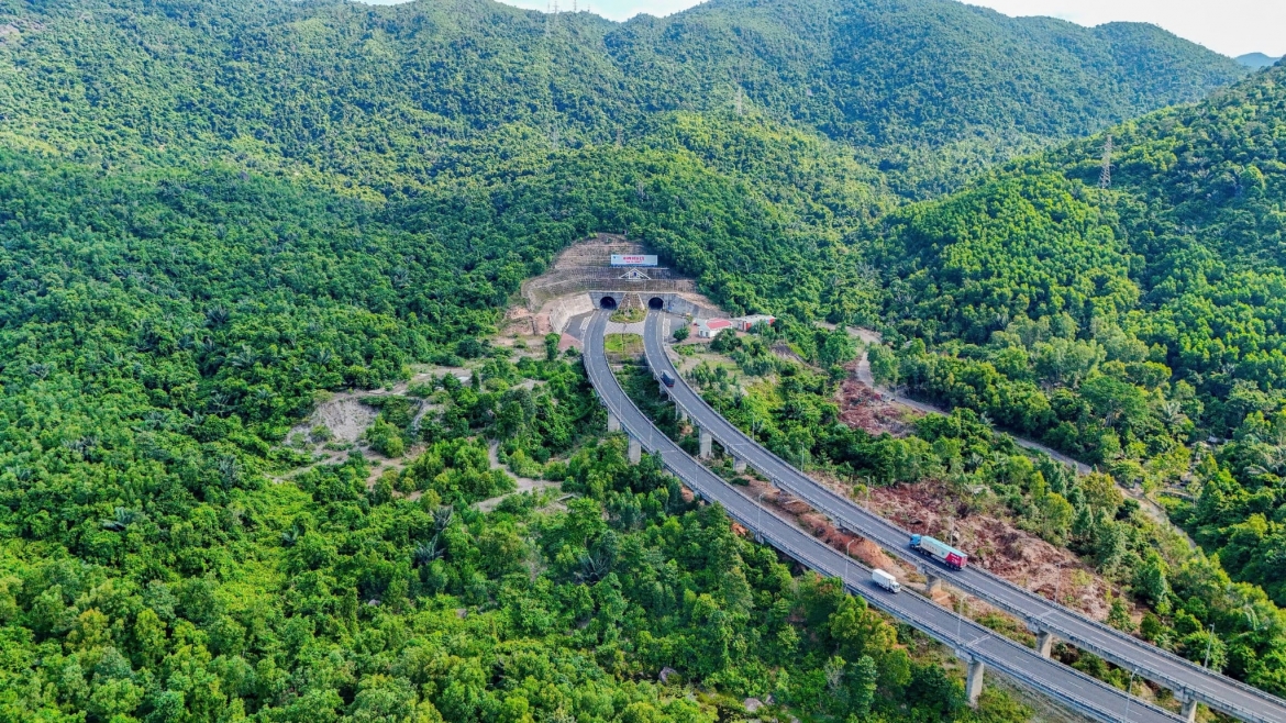 Một tuyến cao tốc do Đèo Cả quản lý, vạn hành.