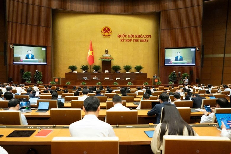 Quốc hội làm việc tại hội trường