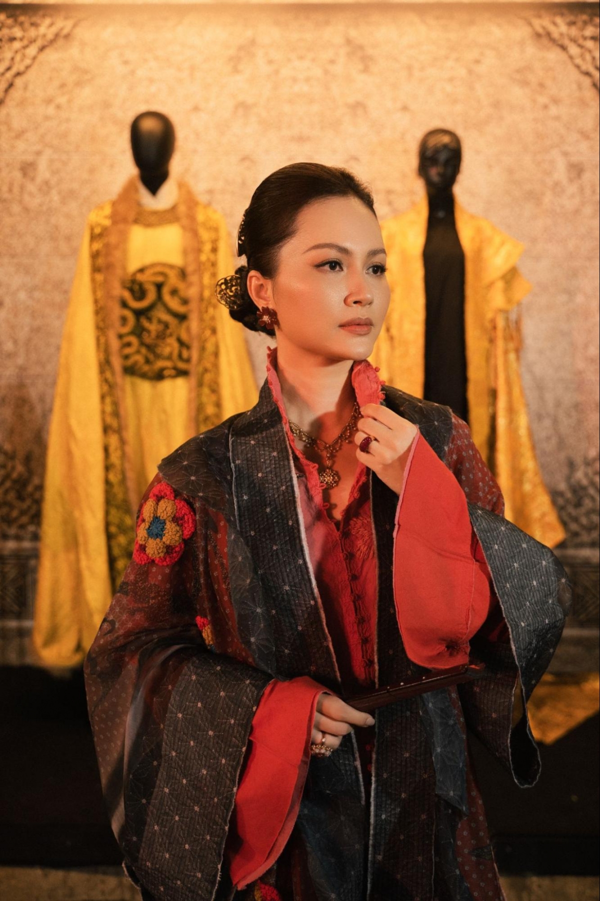 Tạo hình Hoàng hậu của Đỗ Thị Hải Yến