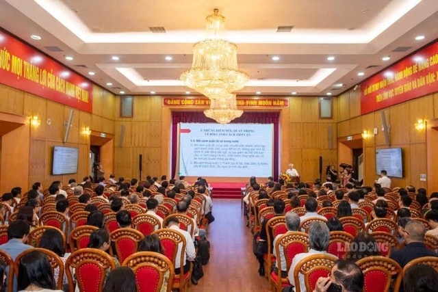 Toàn cảnh hội nghị.