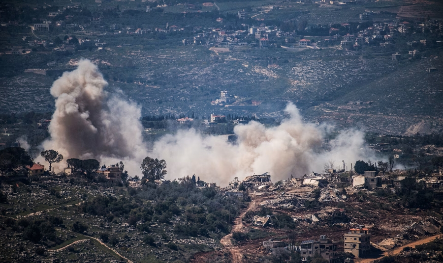 Israel tấn công miền Nam Lebanon. Ảnh: Reuters