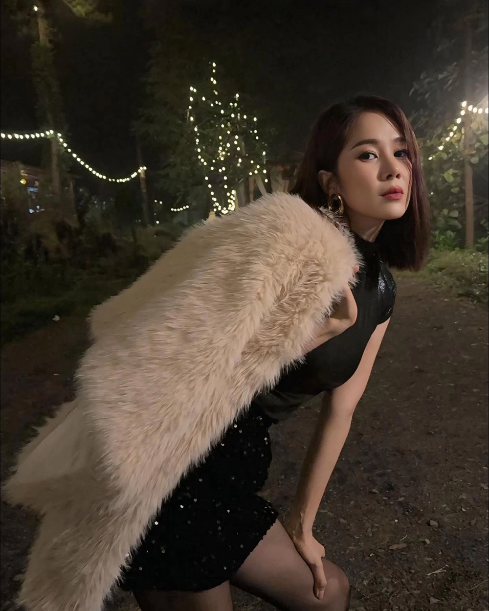 Lê Phương được nhiều khán giả khen “lão hóa ngược”, nhan sắc ngày càng trẻ trung như mới đôi mươi.