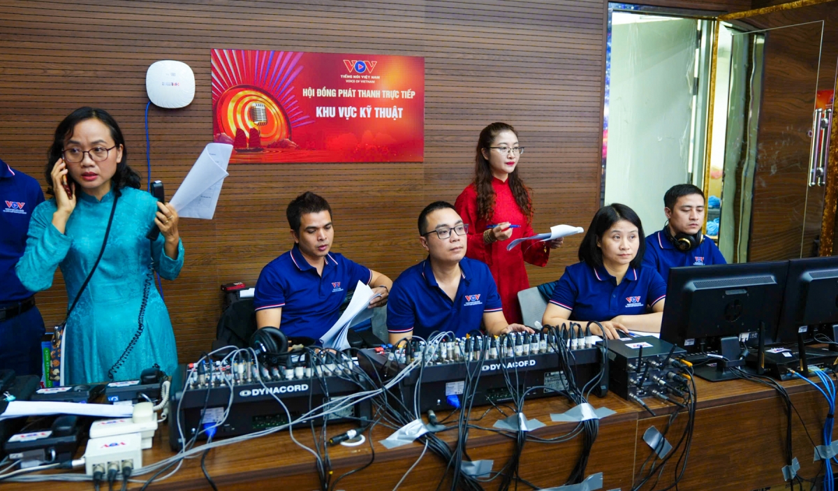 Sự phối hợp nhịp nhàng giữa các đơn vị trung ương và địa phương đã tạo nên một hệ thống vận hành thống nhất, góp phần nâng cao chất lượng tổ chức Liên hoan.