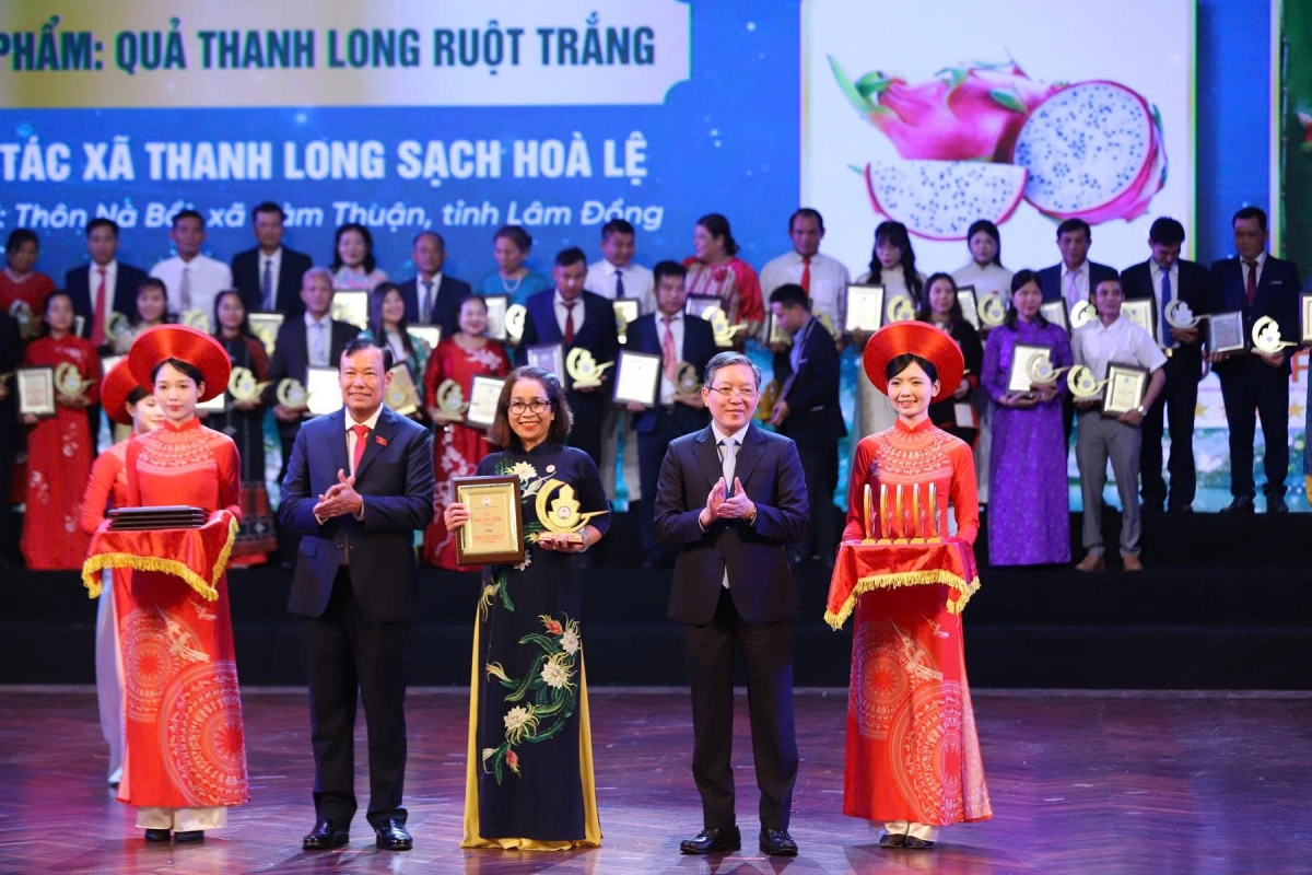 Lễ trao giải cho các HTX