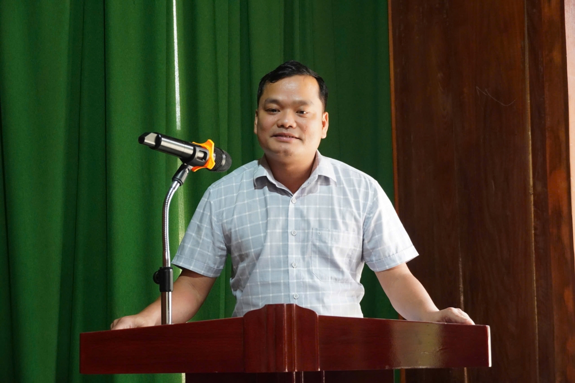 Ông Mạc Văn Tới, Chủ tịch UBND xã Sơn Thủy.