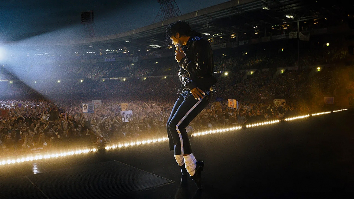 Jaafar Jackson trong vai Michael Jackson thời trẻ trong phim “Michael”. (Ảnh: Glen Wilson/Lionsgate)
