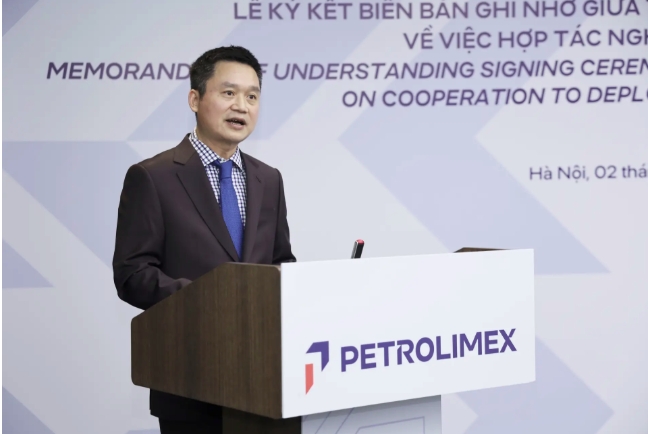 Chủ tịch HĐQT Petrolimex Phạm Văn Thanh phát biểu tại lễ ký biên bản ghi nhớ