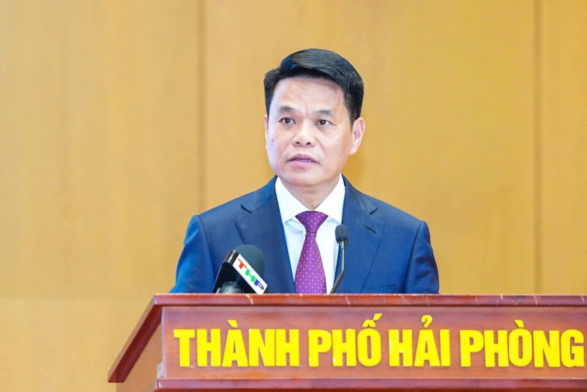 Tân Bí thư Thành ủy Hải Phòng Lê Ngọc Châu phát biểu nhận nhiệm vụ. (Ảnh: Đàm Thanh)