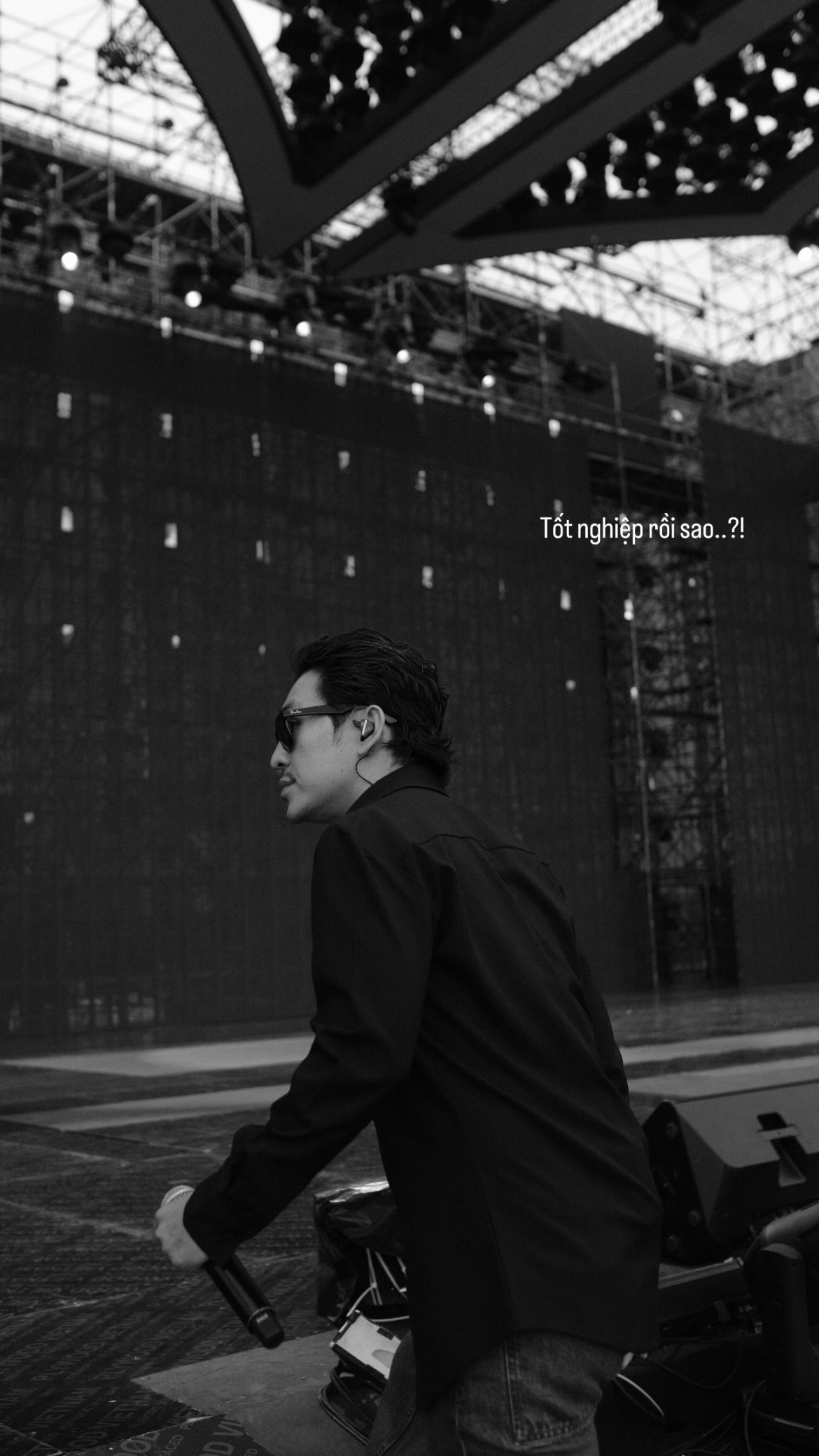 Thiên Minh khoe loạt ảnh điển trai giữa lịch trình tập luyện, giữ vững phong độ hình ảnh.