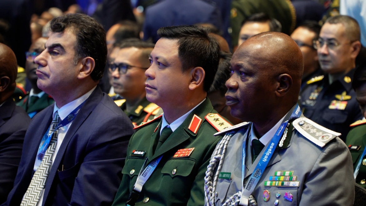 Thượng tướng Nguyễn Trường Thắng, Ủy viên Trung ương Đảng, Ủy viên Thường vụ Quân ủy Trung ương, Thứ trưởng Bộ Quốc phòng tại lễ khai mạc