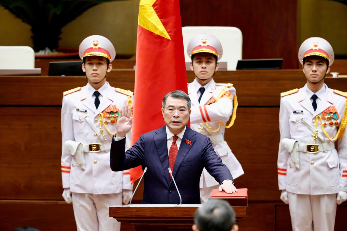 Thủ tướng Chính phủ Lê Minh Hưng tuyên thệ tại Kỳ họp thứ Nhất, Quốc hội khóa XVI