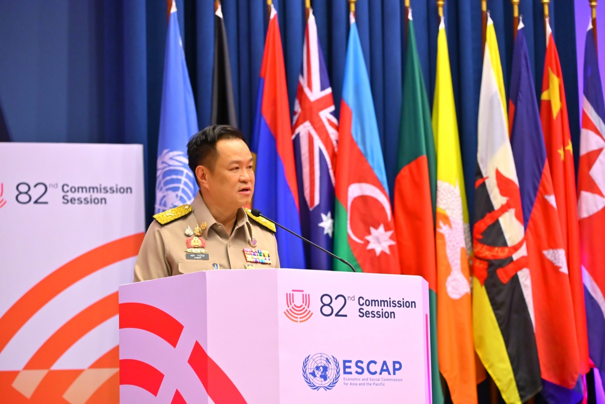 Thủ tướng Thái Lan Anutin Charnvirakul phát biểu tại Khóa họp lần thứ 82 của ESCAP sáng 20/4/2026