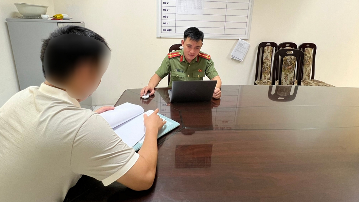 Công an làm việc với ông N.M.D