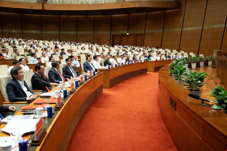 Lãnh đạo Đảng, Nhà nước dự Hội nghị toàn quốc nghiên cứu, học tập, quán triệt và triển khai thực hiện Nghị quyết Hội nghị lần thứ 2, Ban Chấp hành Trung ương Đảng khóa XIV