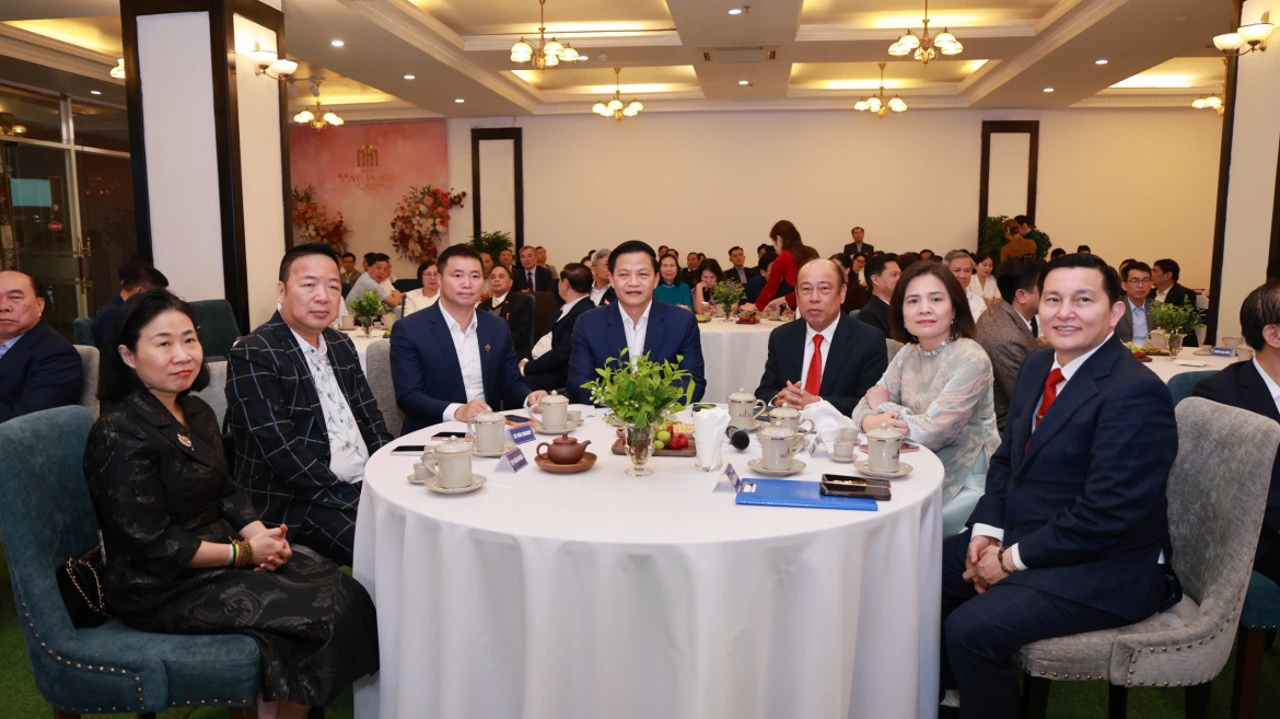 Mô hình Trà sáng cùng doanh nhân được tỉnh Thái Nguyên duy trì (Ảnh: Chinh Lan)