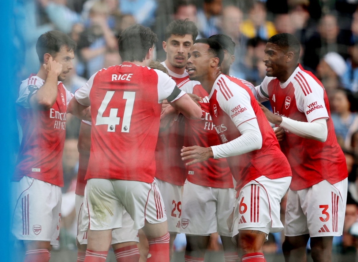 Nhưng Arsenal nhanh chóng gỡ hòa. (Ảnh: Reuters). 