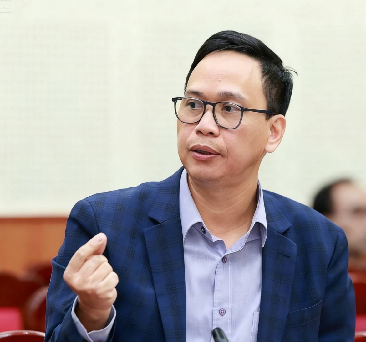 TS. Nguyễn Quốc Việt, Giảng viên Đại học Kinh tế, Đại học Quốc gia Hà Nội