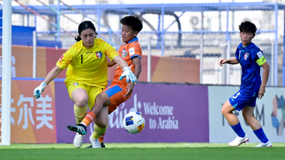U20 nữ Việt Nam chính thức giành quyền vào tứ kết sau khi U20 nữ Đài Bắc Trung Hoa thua 1-3 trước Ấn Độ. (Ảnh: AFC). 