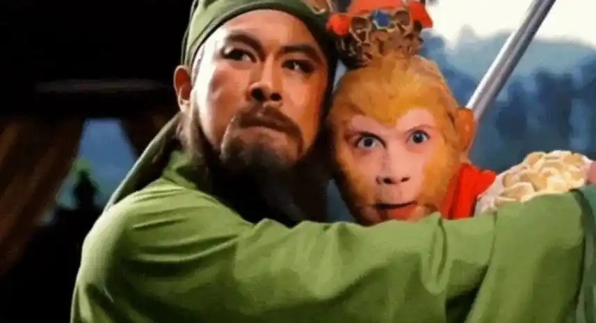 Cảnh phim truyền hình "Tam Quốc Diễn Nghĩa" và "Tây Du Ký" bị chỉnh sửa bằng AI. Ảnh: Mạng xã hội Trung Quốc.