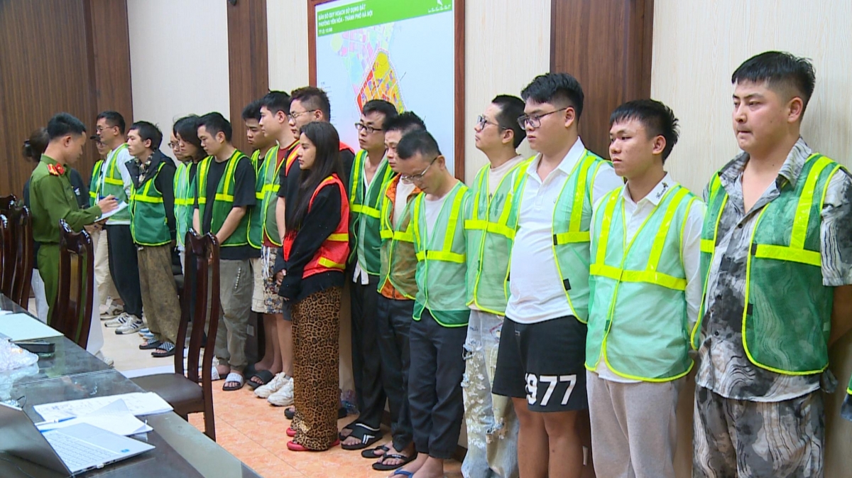 Các đối tượng người nước ngoài nhập cảnh vào Việt Nam dưới hình thức xin visa du lịch để thực hiện hành vi lừa đảo chiếm đoạt tài sản hoặc tổ chức đánh bạc đối với người dân ngoài lãnh thổ Việt Nam