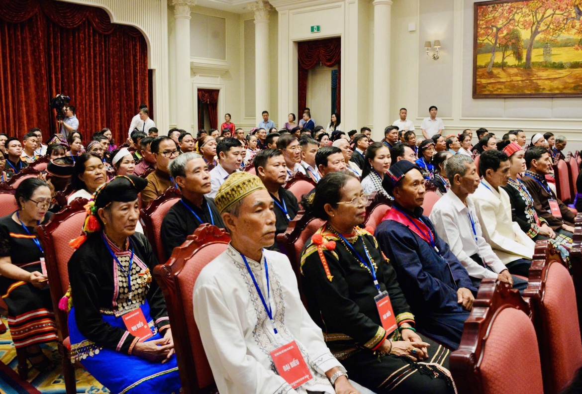 Các đại biểu tham dự buổi gặp mặt